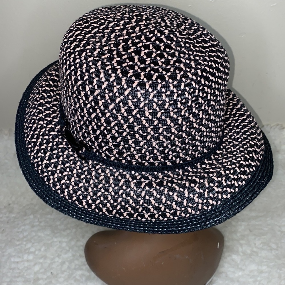 Magid hats paper straw